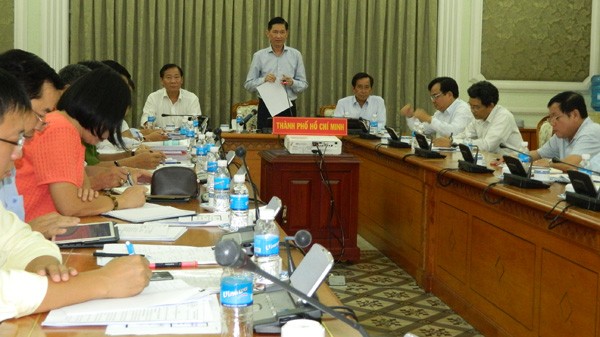 Phó Chủ tịch UBND TPHCM Trần Vĩnh Tuyến kết luận tại hội nghị trực tuyến về cải cách hành chính.