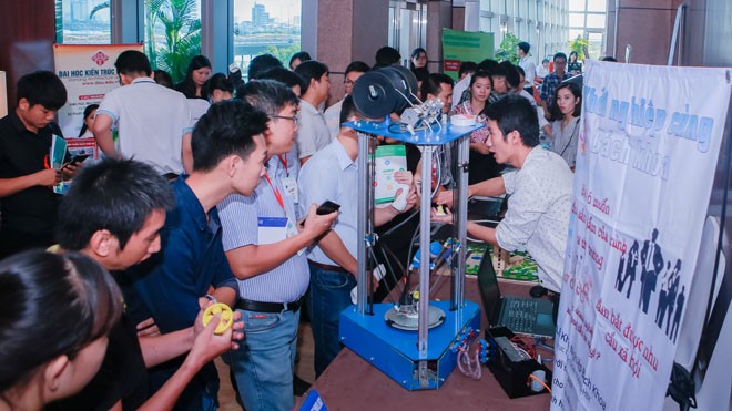  Hội nghị và triển lãm khởi nghiệp Đà Nẵng lần thứ 1 – Startup Fair 2016 thu hút sự tham gia của hàng chục dự án khởi nghiệp