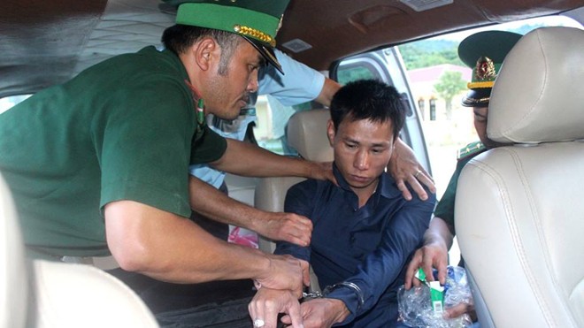 Đối tượng Trần Đình Lộc bị lực lượng chức năng bắt giữ cùng 1.268 viên ma túy tổng hơp. 