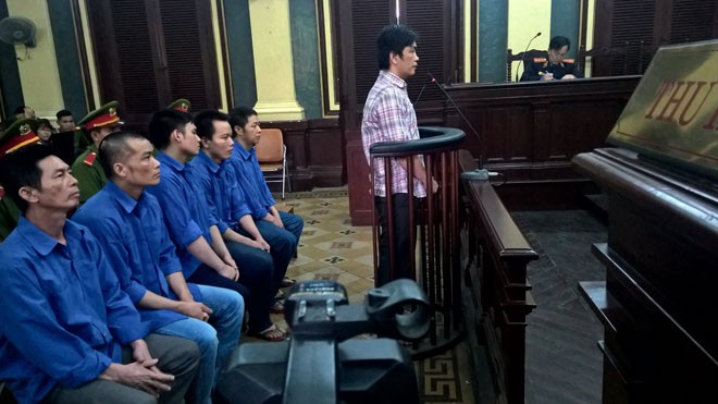 Phiên tòa xử vụ ‘làm loạn’ Bến xe Miền Đông vừa kết thúc chiều nay 17/7. Ảnh: Tân Châu