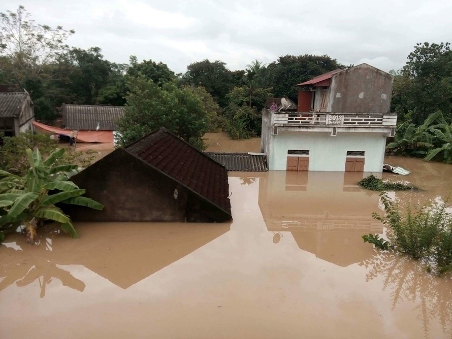 Nhiều nơi ở Thanh Hóa ngập trong nước lũ