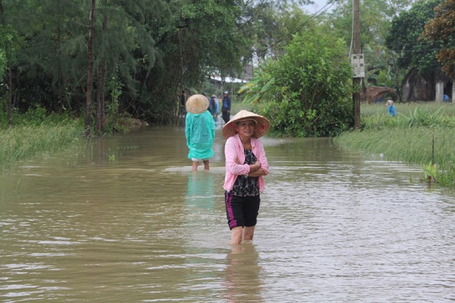 Quảng Nam: Lốc xoáy khiến hơn 80 nhà sập và tốc mái, 4 người nguy kịch