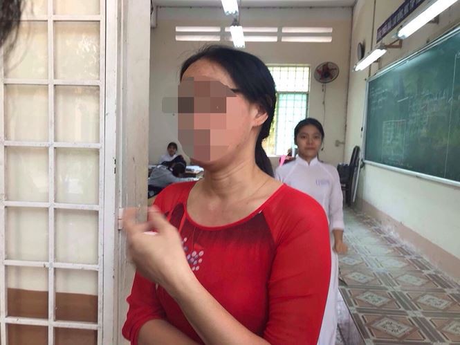  Cô Trần Thị Minh Châu, giáo viên Trường THPT Long Thới, TPHCM giải thích việc nhiều tháng liền lên lớp nhưng không giảng bài cho học sinh lớp 11A1.