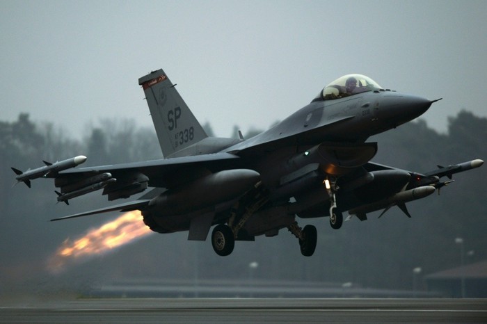Hé lộ nguyên nhân Mỹ phản đối Israel bán F-16 cho Croatia
