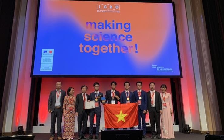 ọc sinh Việt Nam giành thành tích ấn tượng tại Olympic Hóa học quốc tế 2019