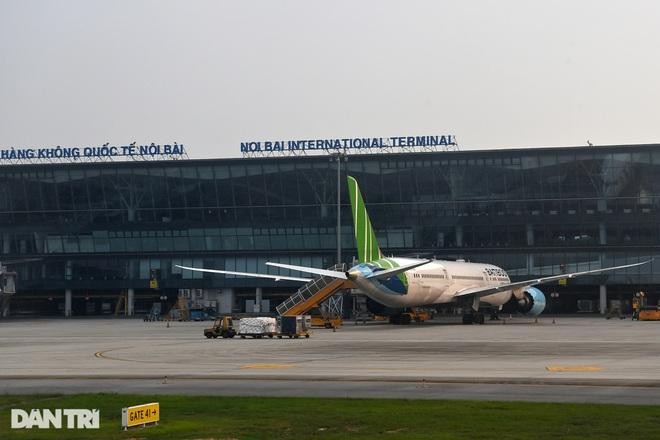 Sân bay Nội Bài có trên 20 doanh nghiệp cung cấp dịch vụ hàng không; 55 hãng hàng không Việt Nam và nước ngoài đang khai thác (Ảnh: Tiến Tuấn). 
