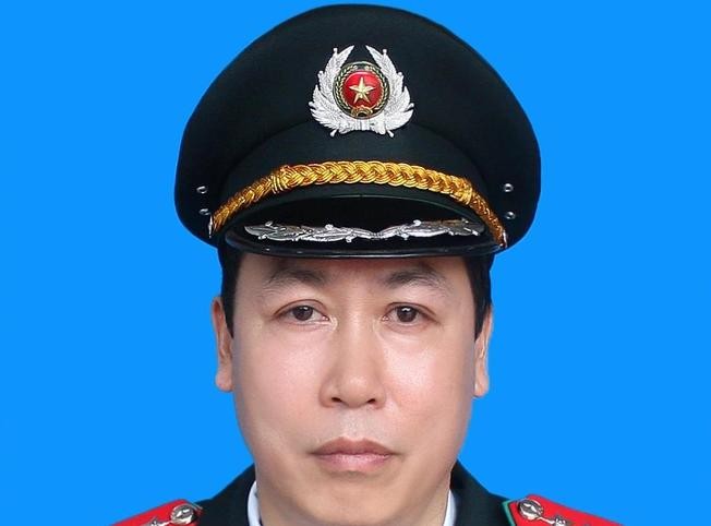 Ông Đàm Quang Vinh bị bãi nhiệm chức vụ Ủy viên UBND tỉnh Lào Cai.