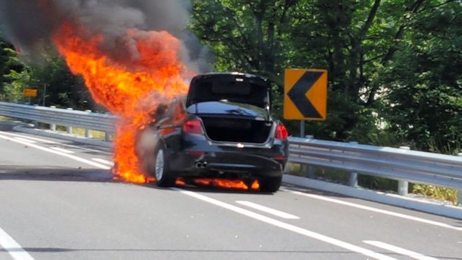 BMW Hàn Quốc xin lỗi khách hàng và triệu hồi những chiếc ôtô bị cháy. Ảnh: Business Insider
