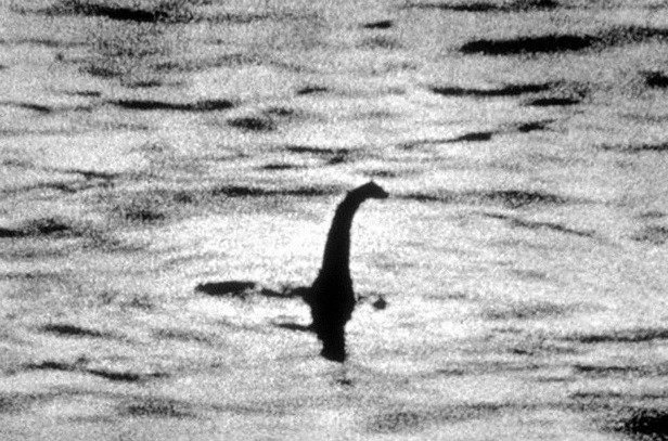 Quái vật hồ Loch Ness mới đây lại tiếp tục là đề tài gây xôn xao ở Anh.