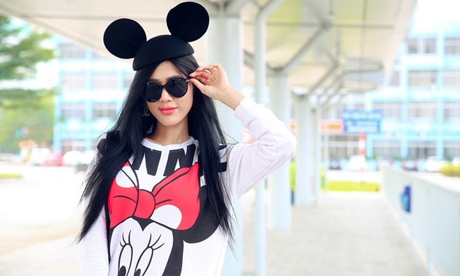 Maria Đinh Phương Ánh gợi cảm với phong cách chuột Mickey