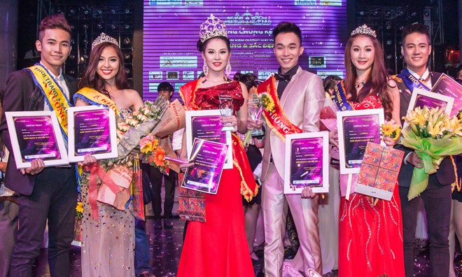 Top các thí sinh đăng quang trong đêm chung kết cuộc thi Hoa khôi Thời Trang & Sắc Đẹp.