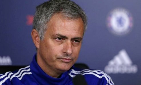 Mourinho vẫn là cái tên nóng trong làng huấn luyện viên. Ảnh: Reuters.