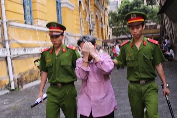 Bị cáo Nguyễn Minh Tân tại phiên tòa sơ thẩm hôm nay 14/12.