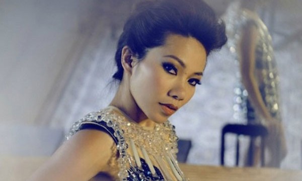 Nữ ca sĩ Trần Thu Hà.