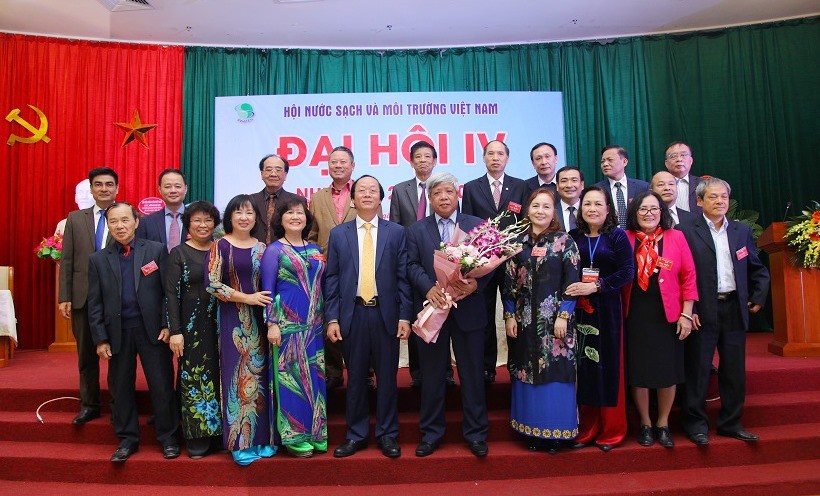 Nguyên Thứ trưởng Bộ TN&MT ông Nguyễn Linh Ngọc được bầu giữ chức Chủ tịch Hội Nước sạch và Môi trường Việt Nam nhiệm kỳ IV (2019 - 2024).