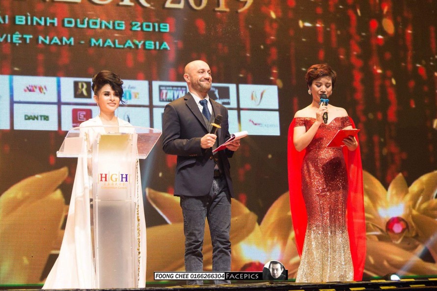 Á hậu Huỳnh Mai tổ chức đêm Gala kết nối doanh nhân Việt Nam – Malaysia