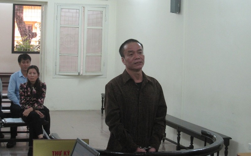 'Trùm lừa' Nguyễn Văn Sơn trong phiên xử ngày 27/3
