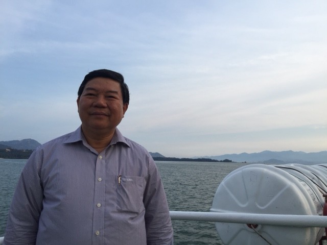 Giám đốc Bệnh viện Bạch Mai - Nguyễn Quốc Anh, Trưởng đoàn công tác số 4 trong chuyến làm việc tại quần đảo Trường Sa. Ảnh: Bảo Thắng