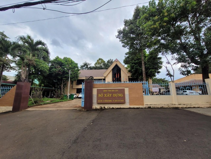 Đất thuộc trụ sở Sở Xây dựng Đắk Lắk nằm ở trung tâm TP Buôn Ma Thuột được bán với giá chỉ hơn 16 triệu đồng/m2