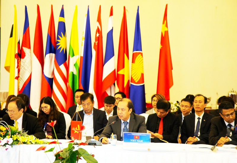 Đại diện phái đoàn các nước ASEAN tại hội nghị