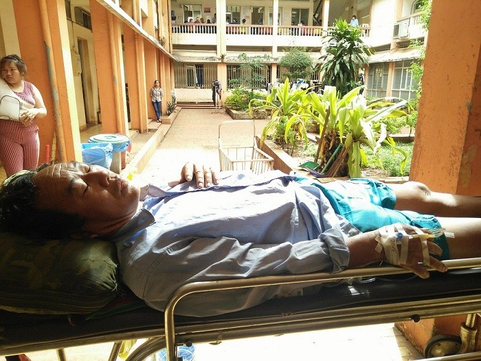 Ông Bình đang được điều trị tại Bệnh viện Đa khoa tỉnh Đắk Lắk.