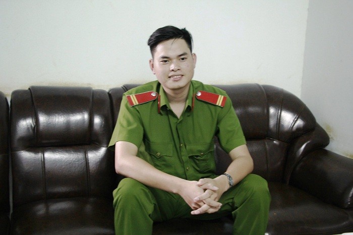 Trung sĩ Lê Văn Mông