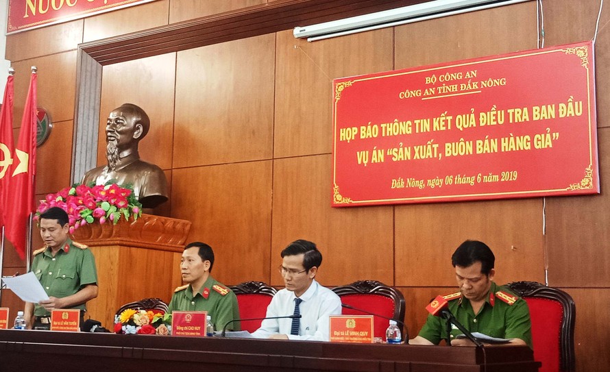 Công an tỉnh Đắk Nông công khai kết quả điều tra ban đầu tại buổi họp báo