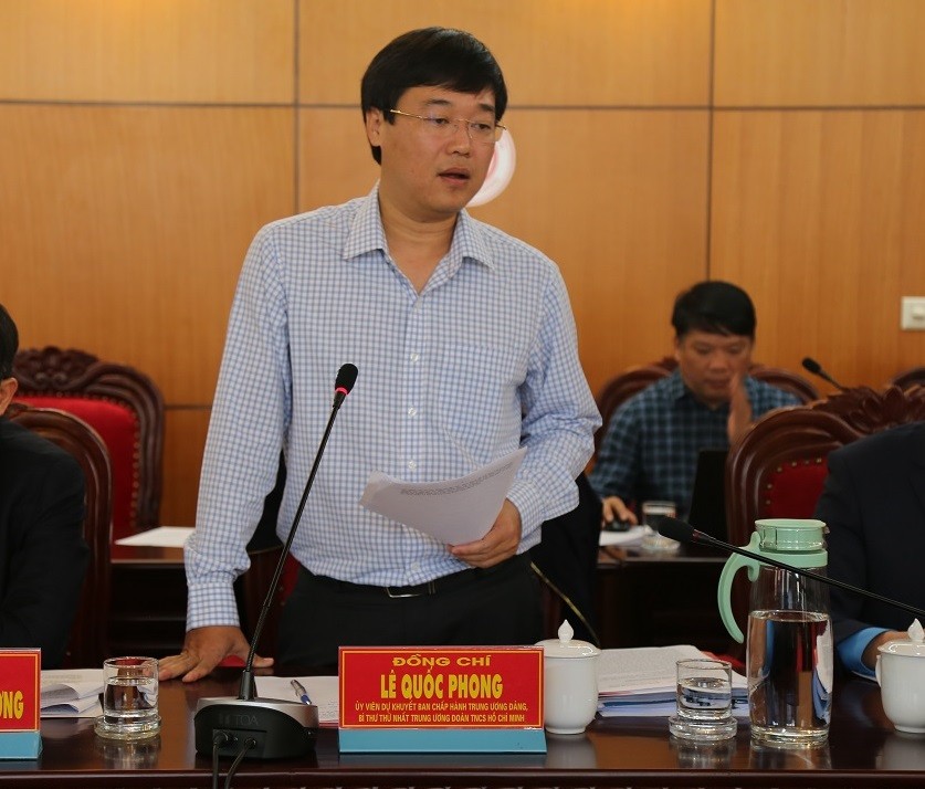 Đồng chí Lê Quốc Phong phát biểu tại Hội nghị