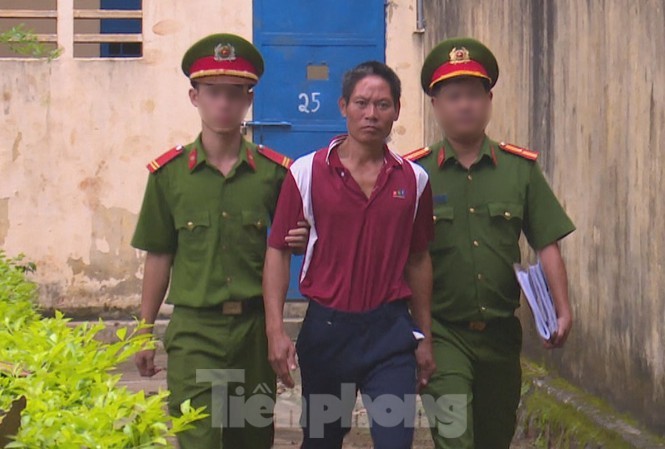 Lữ Văn Hùng bị truy tố về tội dâm ô với người dưới 16 tuổi