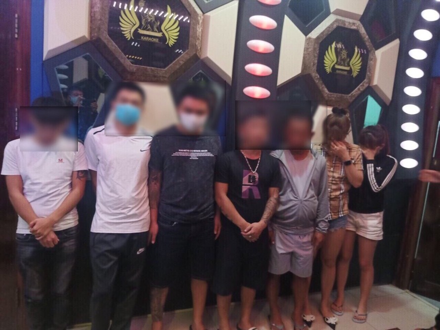Nhóm thanh niên bị bắt quả tang sử dụng ma túy ở quan karaoke