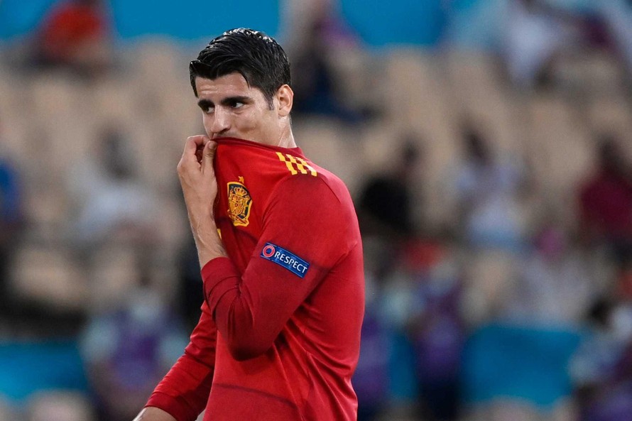 Bị chê đá dở, Morata đáp trả antifan trước trận đấu của Tây Ban Nha