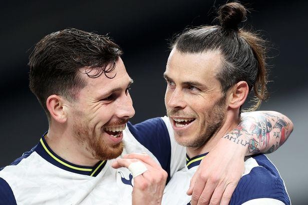 Từng là đồng đội ở Tottenham, sao Đan Mạch vẫn 'trù ẻo' Gareth Bale trước đại chiến