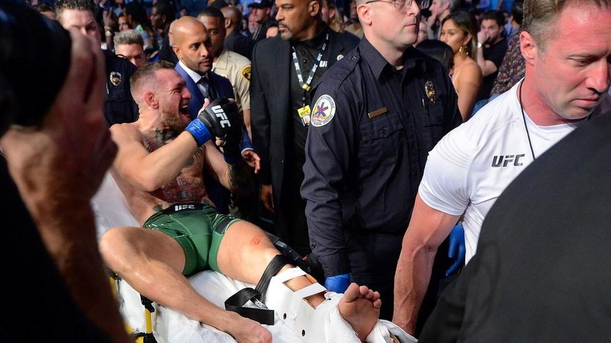 McGregor thừa nhận bị rạn xương trước UFC 264, tố UFC biết nhưng làm ngơ 
