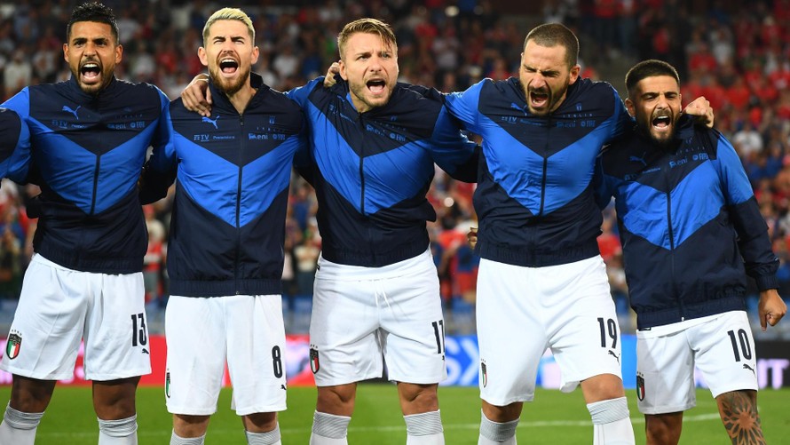 Italia đối diện mối lo lớn dù vừa phá kỷ lục bất bại