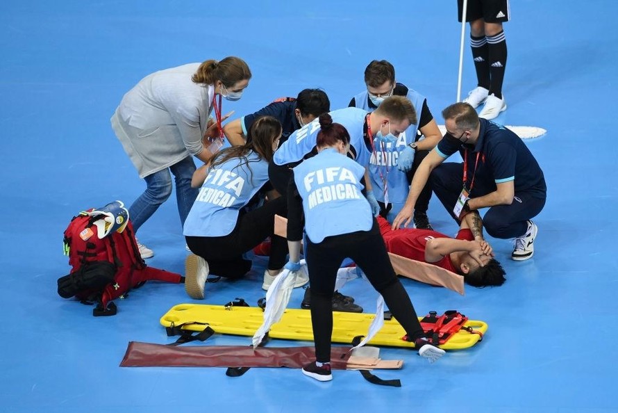 Ngôi sao futsal Việt Nam gặp chấn thương rất nghiêm trọng, có thể mất sự nghiệp cầu thủ