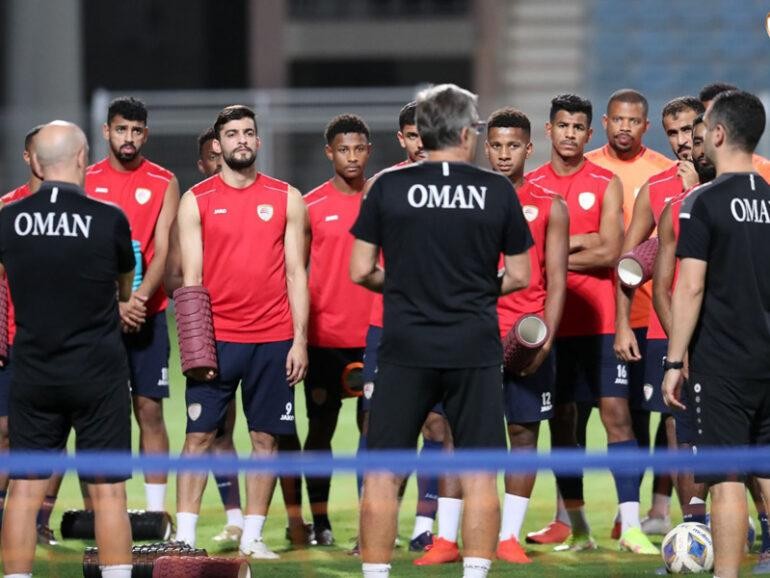 Đội tuyển Oman đón số lượng khán giả khủng, quyết tâm đánh bại Việt Nam