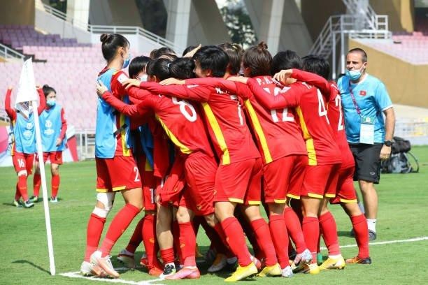Đánh bại COVID-19 và các đối thủ, đội tuyển nữ Việt Nam chính thức giành vé dự World Cup