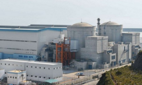 Hai lò phản ứng tại nhà máy điện hạt nhân Dương Giang hồi năm 2017. Ảnh: SCMP.