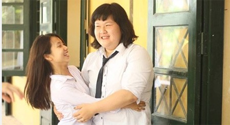 Nữ sinh Hà Nội nặng hơn 100 kg