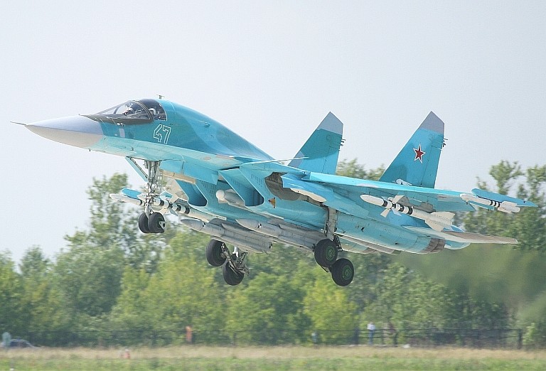 Không quân Nga biên chế ‘xe tăng bay’ Su-34