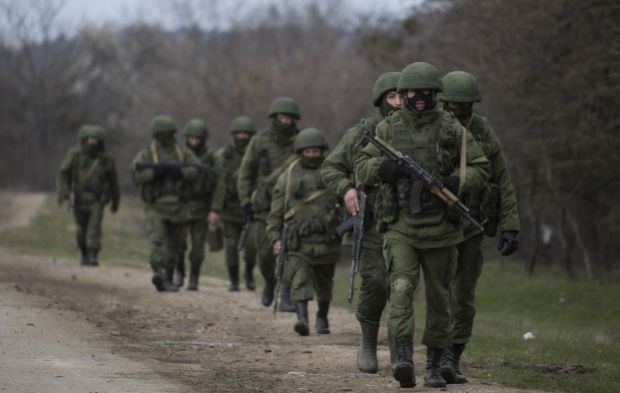 Ukraine cáo buộc 15.000 binh sĩ Nga trên biên giới