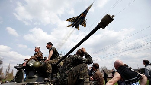 Tập kích bất ngờ, quân đội Ukraine chiếm lại 2 xe bọc thép