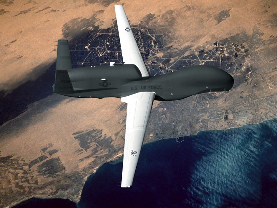 Máy bay không người lái (UAV)