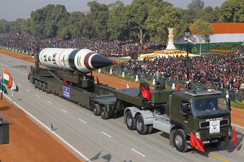 Pakistan vượt Ấn Độ về kho vũ khí hạt nhân 