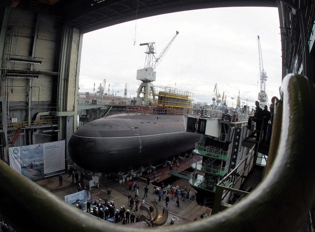 Cận cảnh lễ hạ thủy ‘hố đen đại dương’ Rostov-on-Don