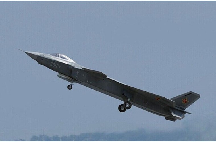 Rộn tin Trung Quốc sắp sản xuất hàng loạt chiến đấu cơ J-20