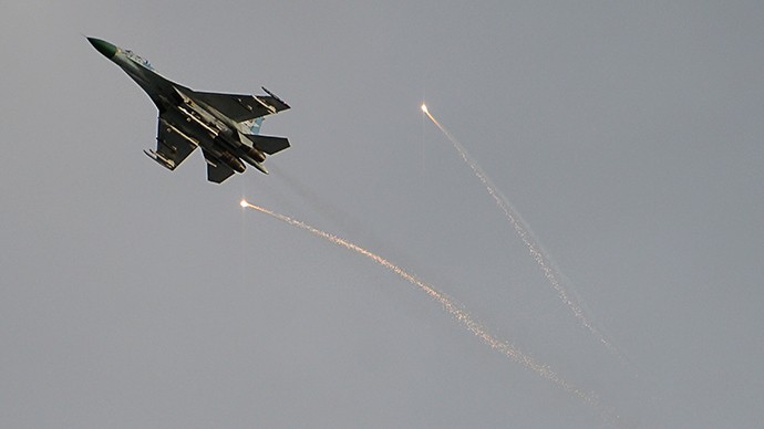 Chiến đấu cơ Ukraine phóng tên lửa vào Donetsk