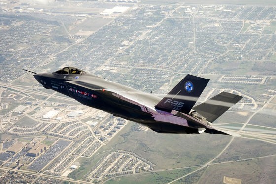 Nguyên mẫu siêu chiến đấu cơ F-35 đạt mốc 1.000 giờ bay