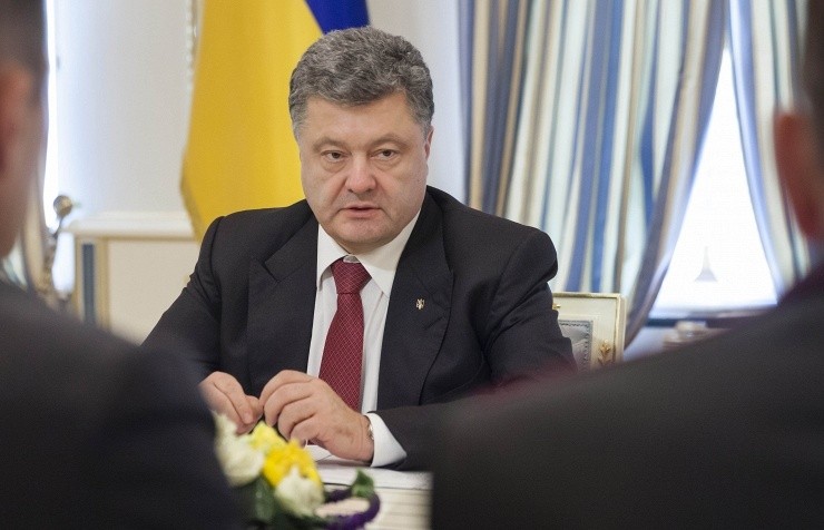 Tổng thống Ukraine Petro Poroshenko nhấn mạnh vai trò của người dân Ukraine trong việc xây dựng một quốc gia hùng mạnh