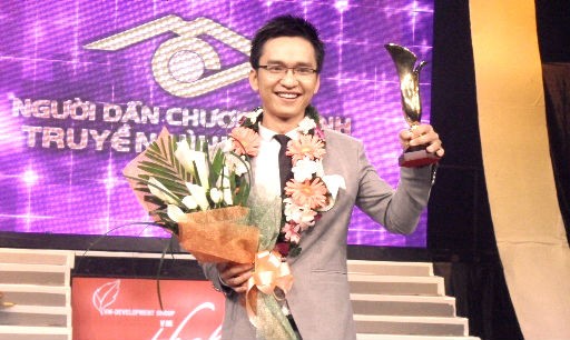 Hạnh Phúc và Giải nhất cuộc thi người dẫn chương trình truyền hình năm 2011